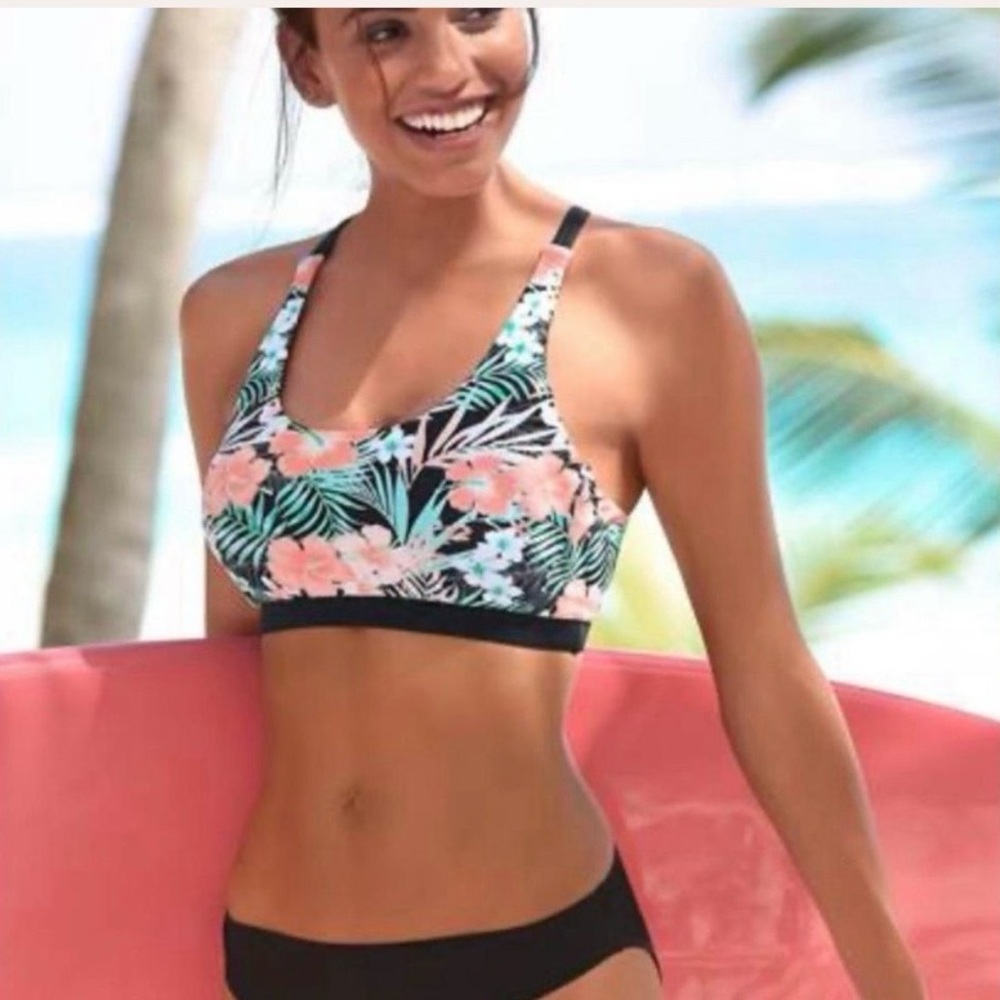 Lascana for Venus Tropical Sport Swim Top